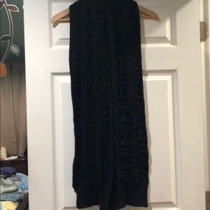 Long scarf
